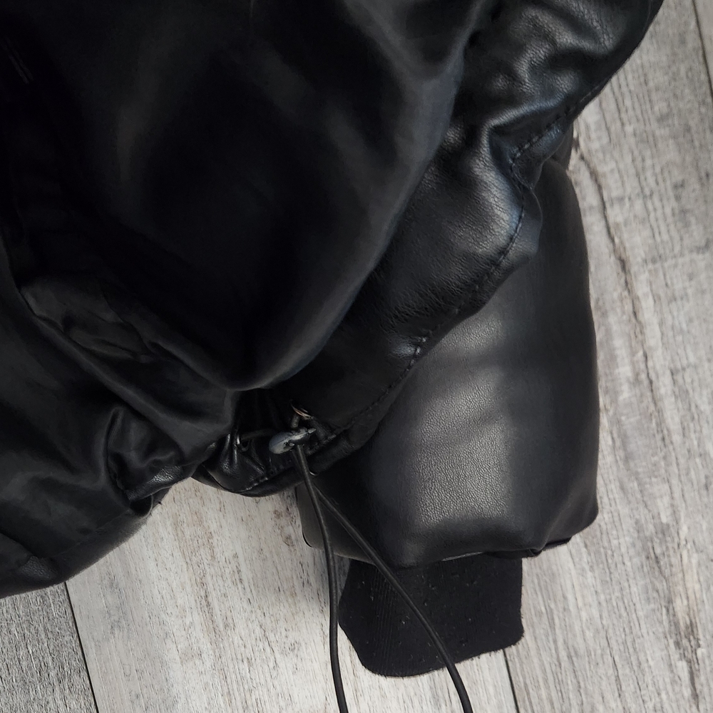 Sean John Men's Sleek Black Puffer Jacket - Picture 6 of 10